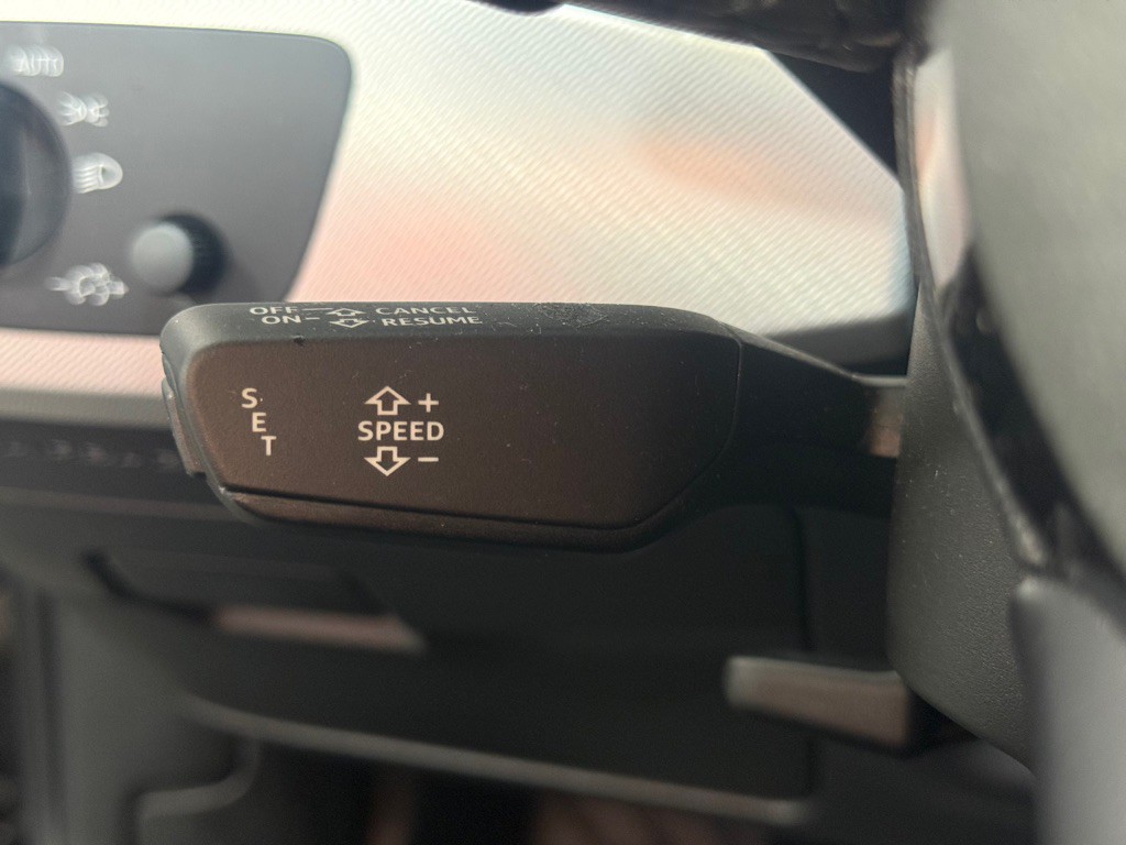 2017 Audi A4 Image 17