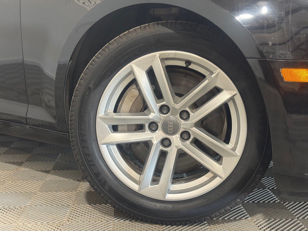 2017 Audi A4 Image 43