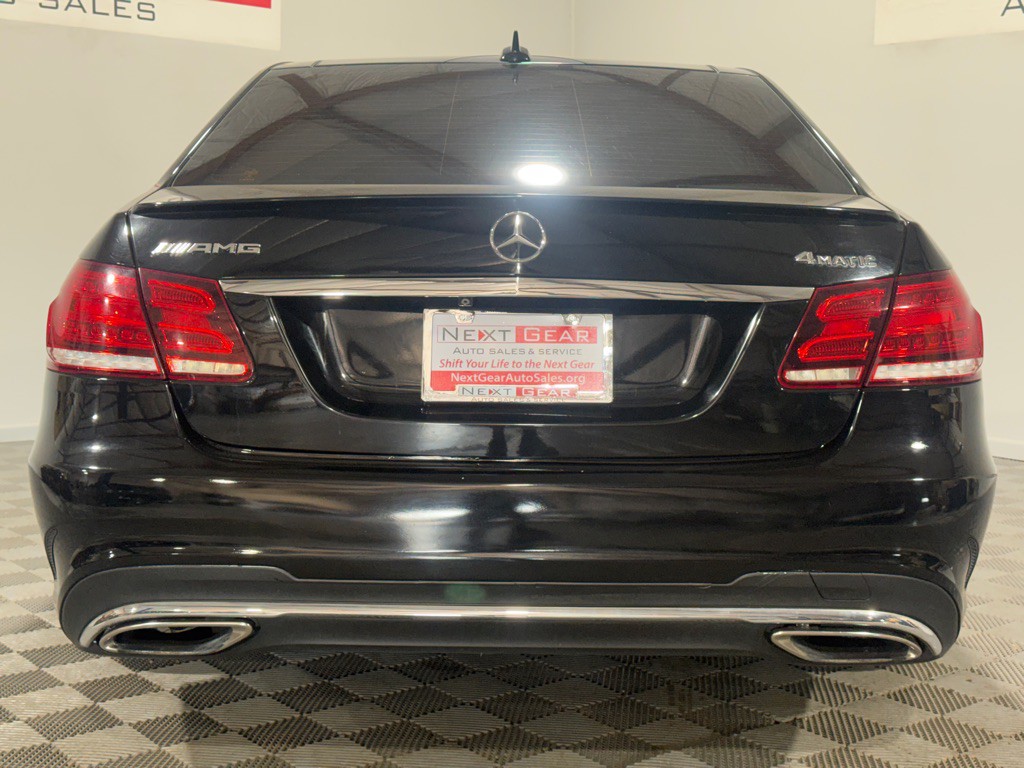 2016 Mercedes-Benz E-Class Image 7