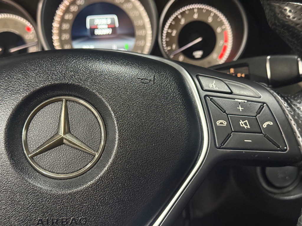 2016 Mercedes-Benz E-Class Image 25