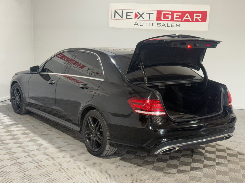 2016 Mercedes-Benz E-Class Image 44