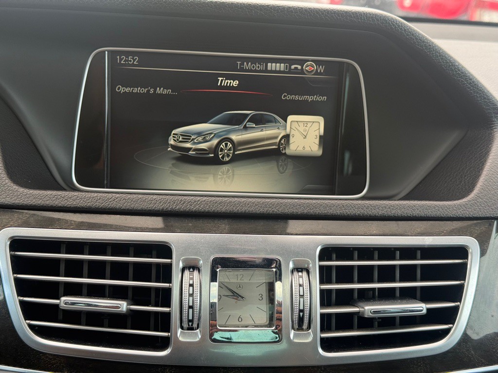 2016 Mercedes-Benz E-Class Image 58