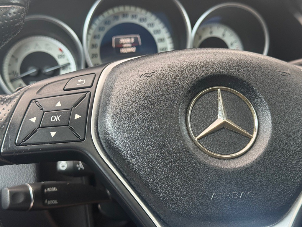 2016 Mercedes-Benz E-Class Image 65