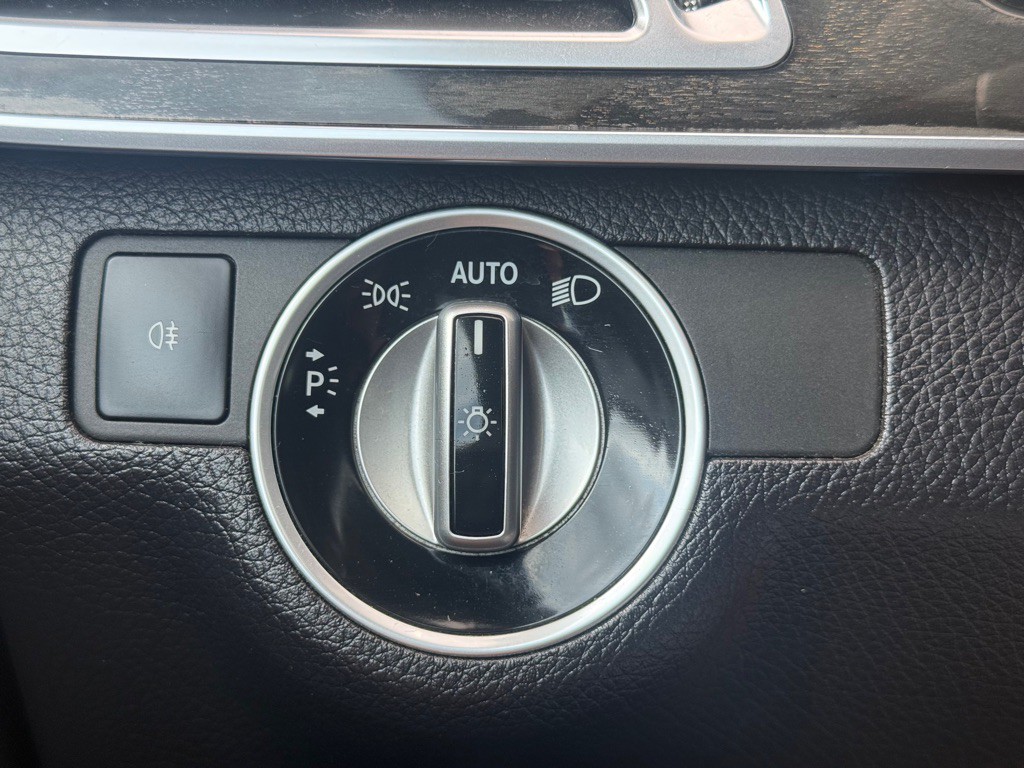 2016 Mercedes-Benz E-Class Image 68