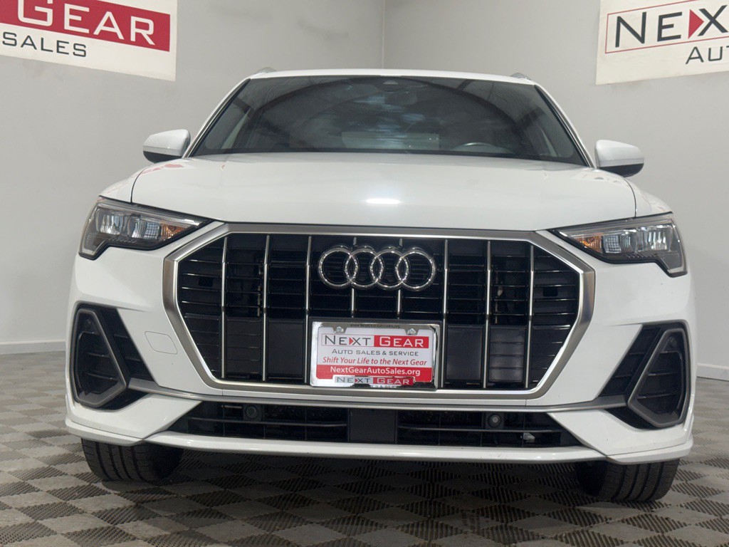 2021 Audi Q3 Image 5