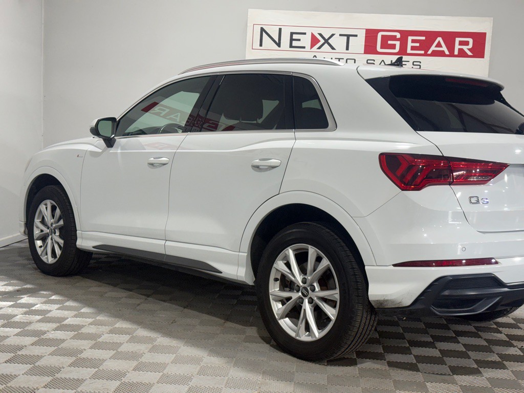 2021 Audi Q3 Image 7