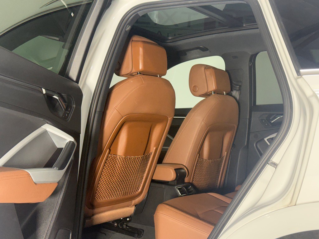 2021 Audi Q3 Image 12