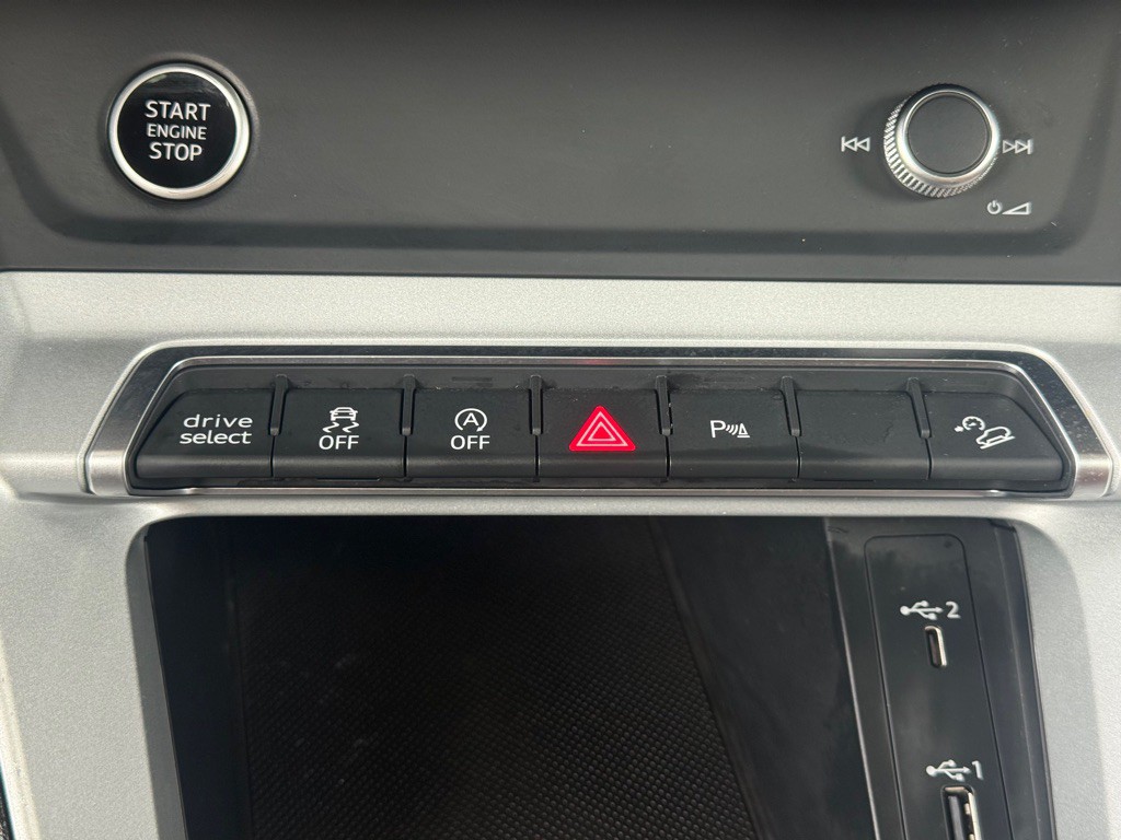 2021 Audi Q3 Image 21