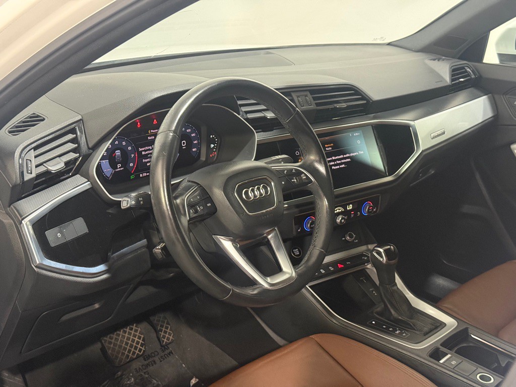 2021 Audi Q3 Image 32