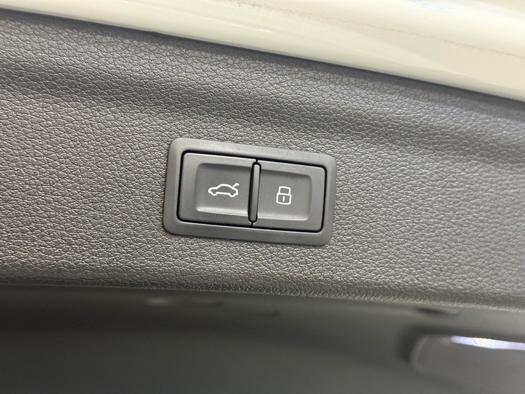 2021 Audi Q3 Image 41