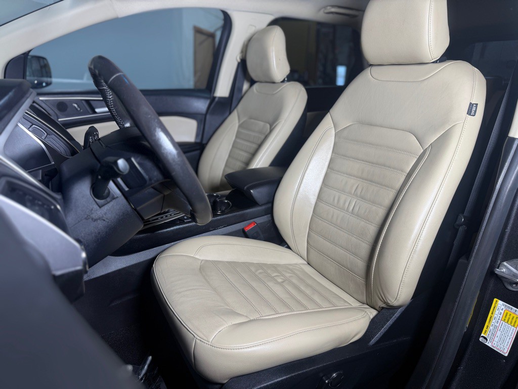 2015 Ford Edge Image 25