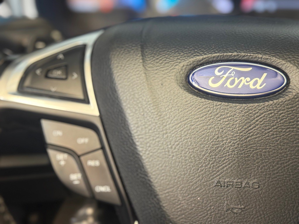 2015 Ford Edge Image 28