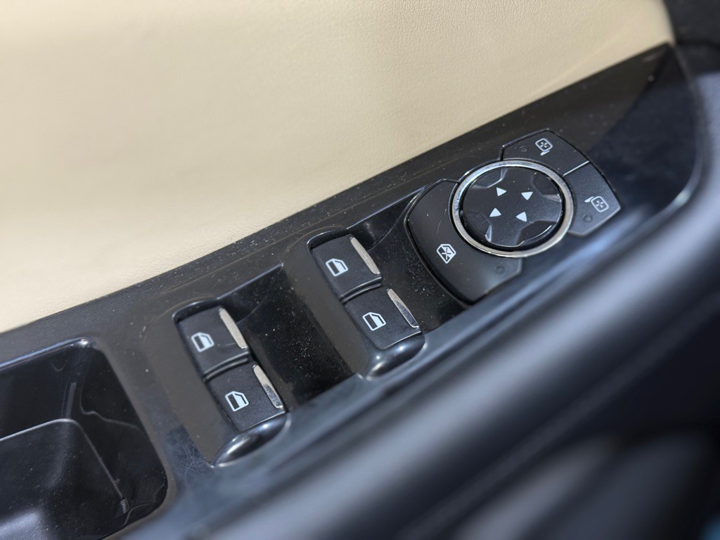 2015 Ford Edge Image 30