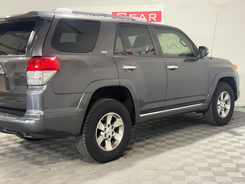 2013 Toyota 4Runner Image 9