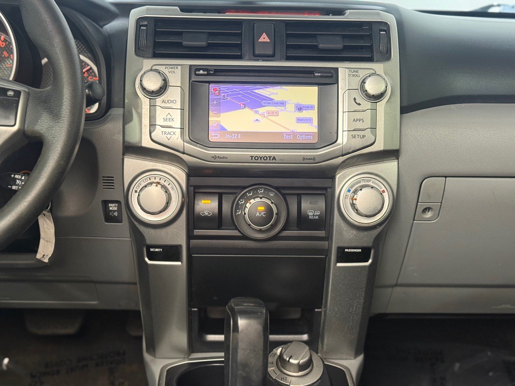 2013 Toyota 4Runner Image 14