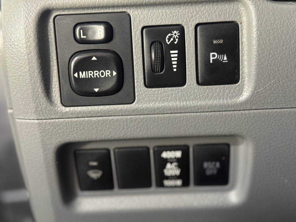 2013 Toyota 4Runner Image 26