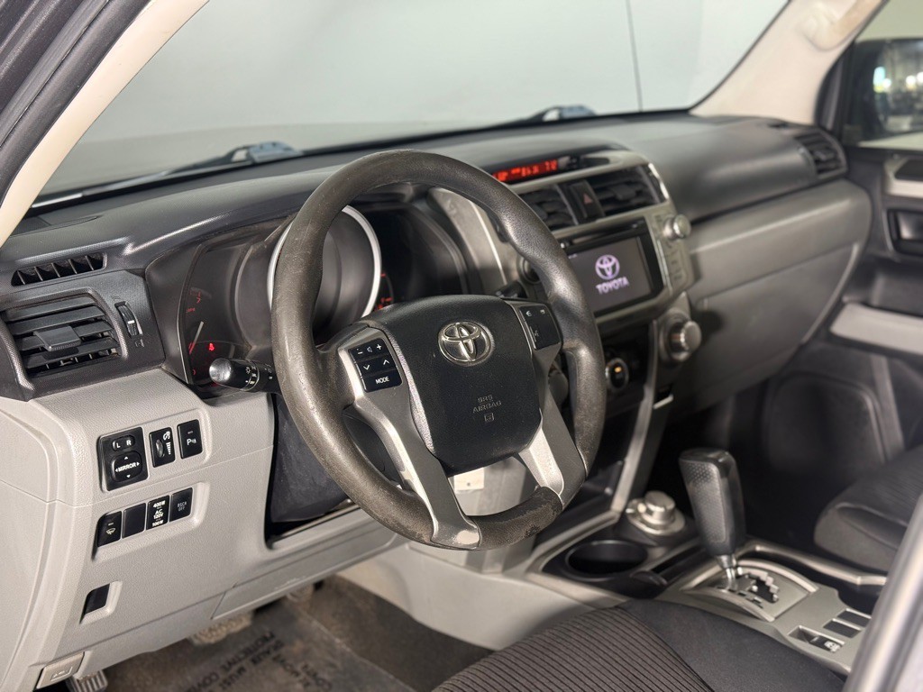 2013 Toyota 4Runner Image 28