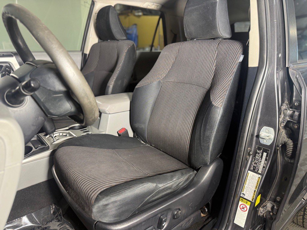 2013 Toyota 4Runner Image 31