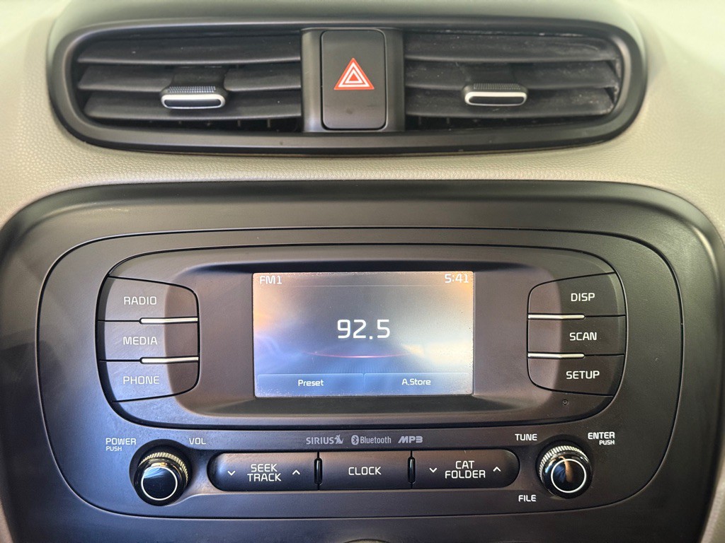 2016 Kia Soul Image 15