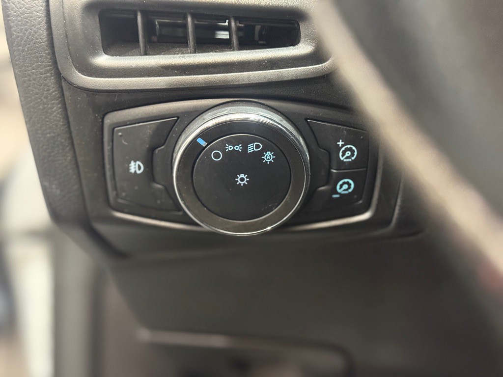 2012 Ford Focus Image 19