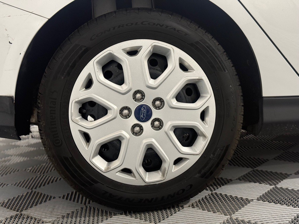 2012 Ford Focus Image 38