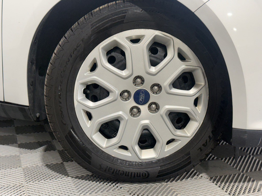 2012 Ford Focus Image 39