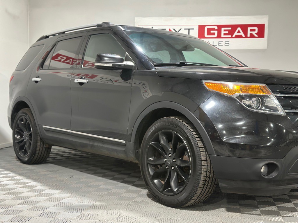 2015 Ford Explorer Image 2