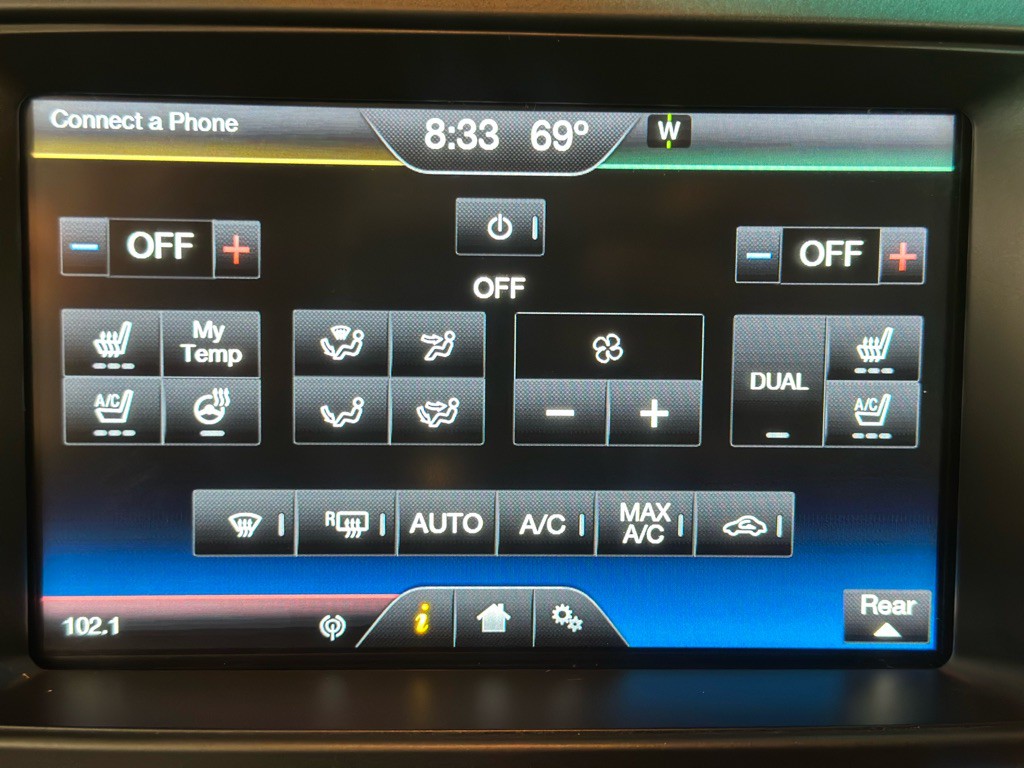 2015 Ford Explorer Image 18