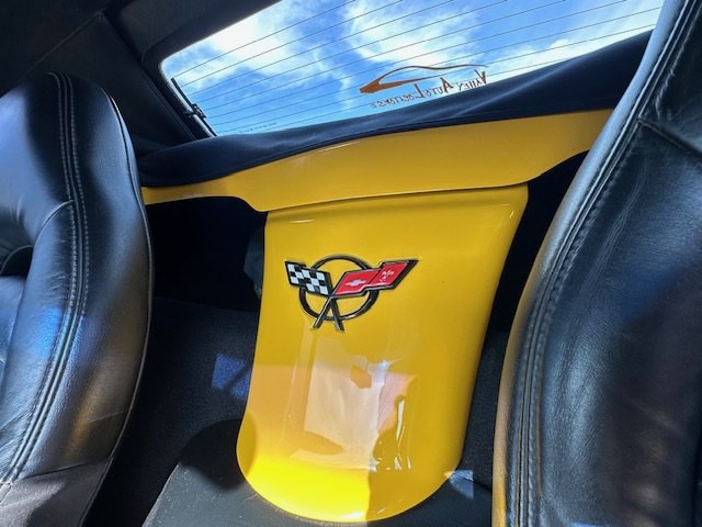 2001 Chevrolet Corvette Image 11