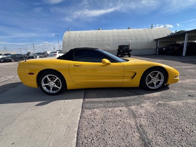 2001 Chevrolet Corvette Image 15