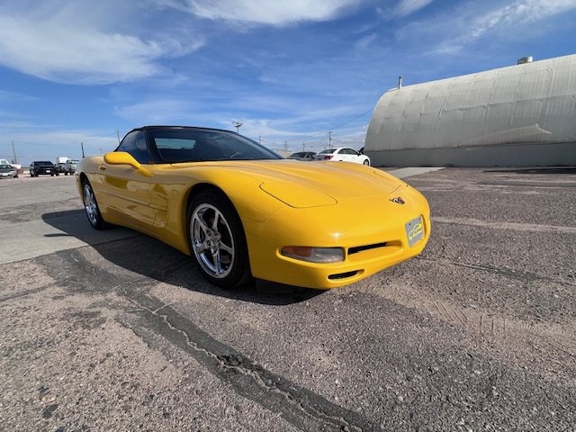 2001 Chevrolet Corvette Image 16