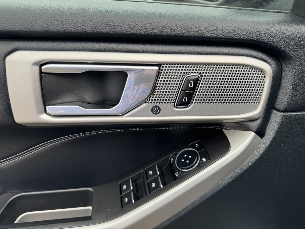 2024 Ford Explorer Image 6