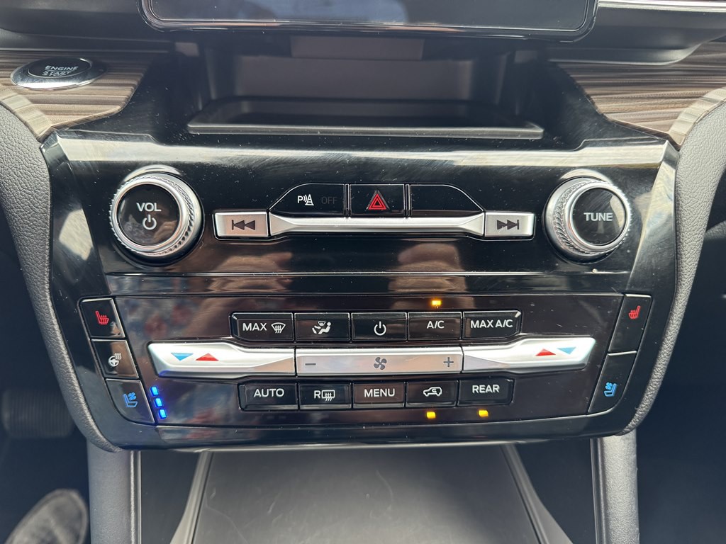 2024 Ford Explorer Image 11