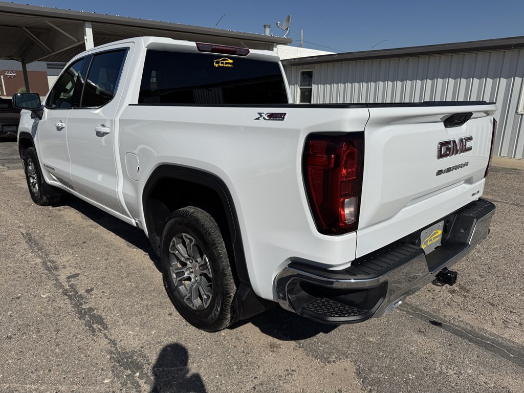 2023 GMC Sierra Image 14