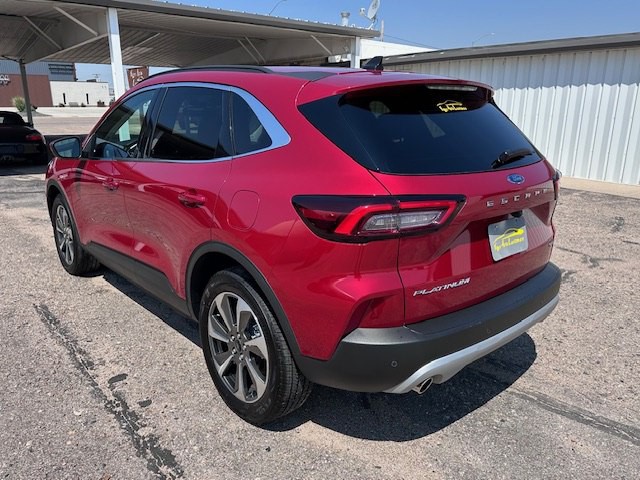 2023 Ford Escape Image 12