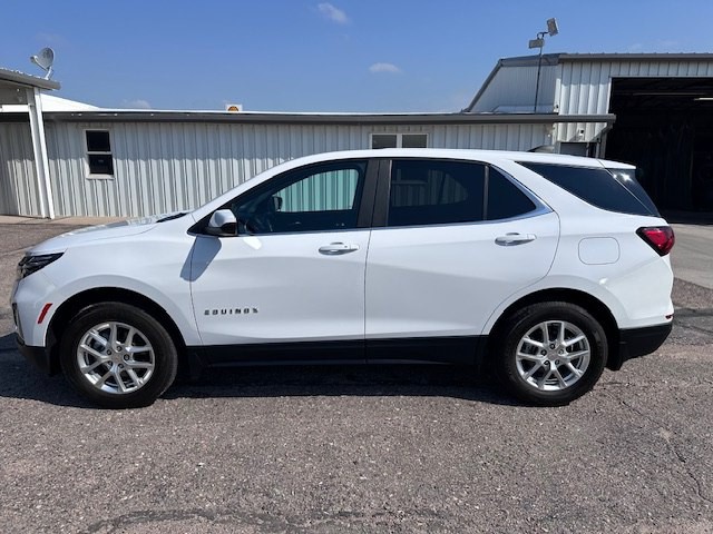 2023 Chevrolet Equinox Image 3