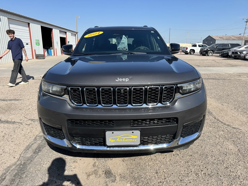 2024 Jeep Grand Cherokee Image 2