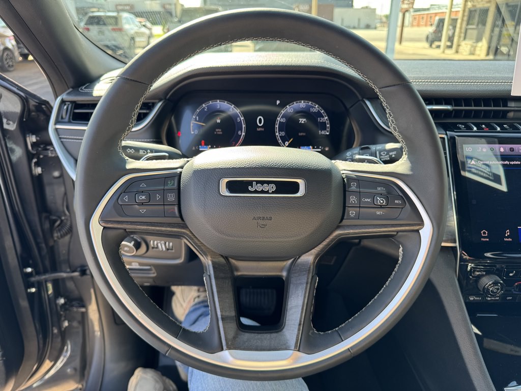 2024 Jeep Grand Cherokee Image 8