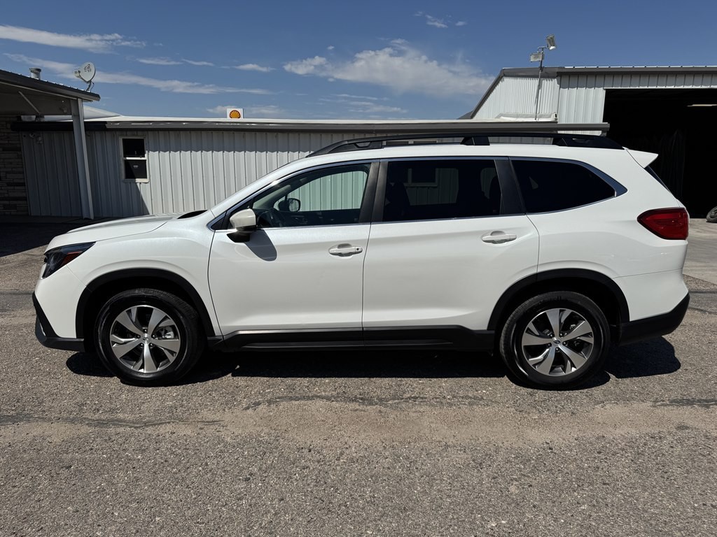 2024 Subaru Ascent Image 3