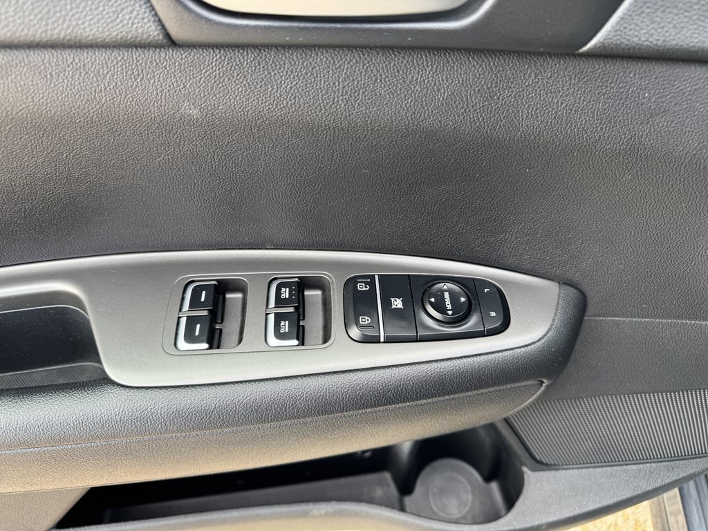 2020 Kia Optima Image 6