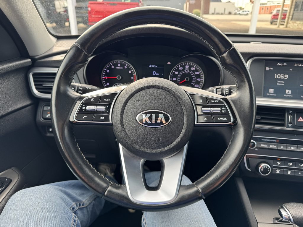 2020 Kia Optima Image 8