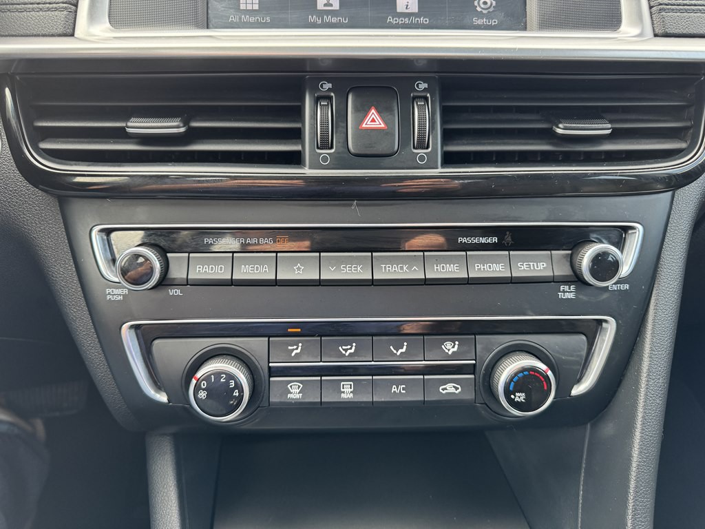 2020 Kia Optima Image 11