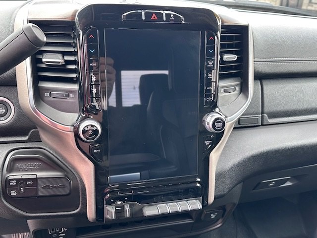 2024 RAM 2500 Image 9