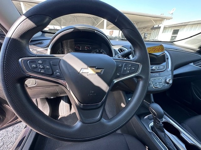 2023 Chevrolet Malibu Image 8