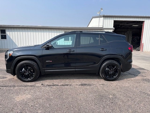 2023 GMC Terrain Image 3