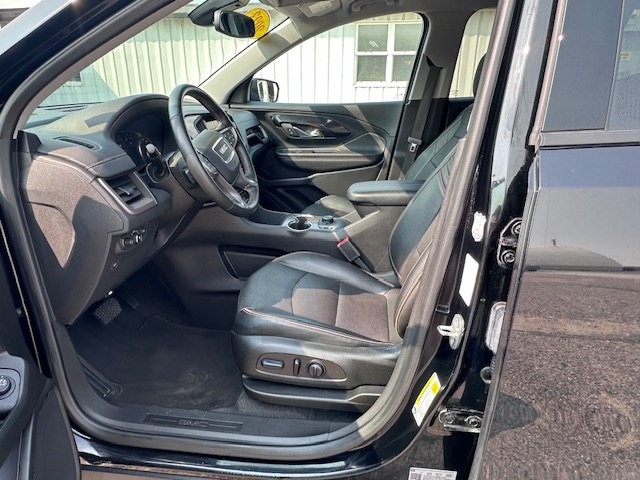 2023 GMC Terrain Image 5