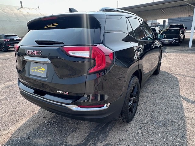 2023 GMC Terrain Image 16