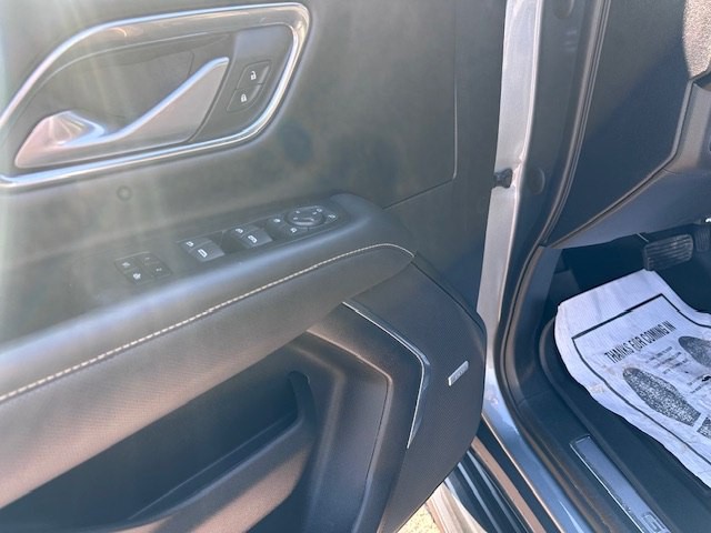2022 GMC Yukon Image 6
