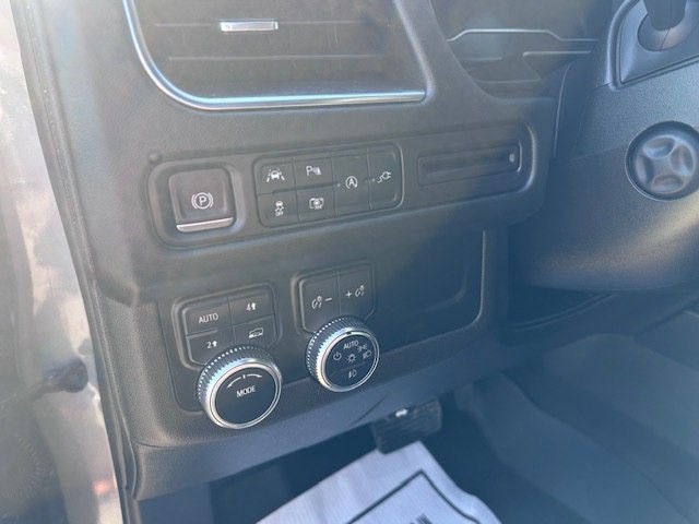 2022 GMC Yukon Image 7