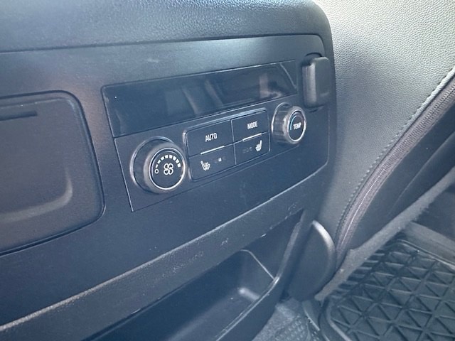2020 GMC Yukon Image 15